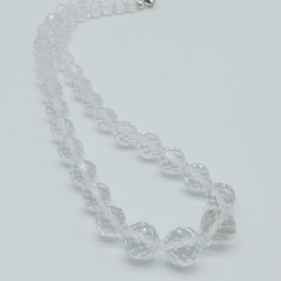 14k Gold Fill Graduated Crystal Quartz Necklace - Picture 4 of 10